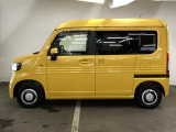 スライドドアなら狭い駐車場でもドアをぶつける心配がありません。ステップが低く乗り降りもしやすいです。