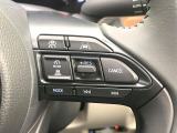 【レーダークルーズコントロール】高速道路での長距離走行が楽に!!自動で速度を保つクルーズコントロールが、衝突軽減システムと連携し、前方の車両を感知して車間を保つように速度調節してくれます!!