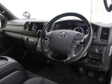 運転席廻りです。