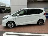 目立つ傷や凹みも少なくきれいな車両です