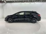 フロントからリヤまで一体感あるスタイリッシュなサイドフォルムです。