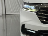 ★LEDヘッドライト搭載★ 白っぽく光る明るく省電力なLEDライト!先進的な白い輝きでフロントフェースを引き締めます☆