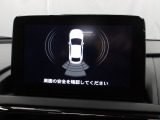 リアバンパーには障害物への接近をアラーム音で知らせてくれるパーキングセンサーが装着されています。