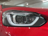 LEDヘッドライトは、点灯の瞬間から最大光量を発揮し、突然暗くなるトンネルなどでの安定感を高めます。