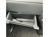 グローブボックスも収納しやすさ◎