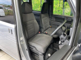 運転席シート廻りは使用感も少なく、良好な状態となっています。丁寧に使われていたことがよくわかりますね。
