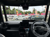 見通しのよいすっきりとした視界で、誰でも運転しやすいです。運転のしやすさは疲れにくさにも繋がりますよ♪