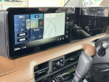 12.3インチワイドディスプレイ、情報を同時に表示できる3分割画面も可能。