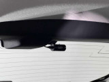 ドライブレコーダーの写真です。事故などの際、車両前方の映像を記録します