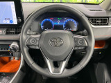 【ステアリングスイッチ】運転中、前方から目線をそらすことなく、オーディオ等の操作が可能な便利機能!安心&快適なドライブを演出してくれます♪