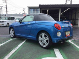 お支払い総額は、千葉県内でのお乗り出し価格になります(車庫証明取得費用・希望ナンバー・オプション費用は含まれておりません)。千葉県外のお客様には+11,000円別途