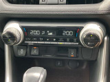 シートヒーター付きです