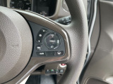 【アダプティブ・クルーズ・コントロール】予め設定した車速内でクルマが自動的に加減速。 前走車との適切な車間距離を維持しながら追従走行し、高速道路でのドライバーの疲労を軽減してくれる嬉しい機能付♪