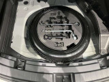 【テンパータイヤ】こちらのお車にはテンパータイヤがついております♪