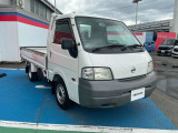 お支払総額は【大阪府内登録・車庫証明当社申請・店頭納車・下取車なし】試算でございます。他条件や延長保証・おすすめプランの場合などは別途費用加算となります。詳しくは当店スタッフまで