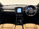 XC40 T4 AWD インスクリプション 4WD 4WD 本革シート