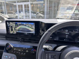 上空から見下ろしたような表示で車両感覚のつかみやすい『アラウンドビューモニター』に移動物検知警報(MOD)があり更に安心です。