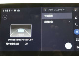 前後ドライブレコーダー搭載。車載カメラの映像を内蔵メモリーに録画。別のカメラを後付けすることなく前後映像を記録できます。録画した映像はディスプレイオーディオの大画面ですぐに再生、確認できます。