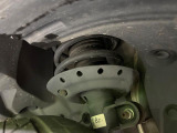 お車を安心してお乗りいただく為には、足回りの定期点検が欠かせません。サービスサポート(有償保証)では無料点検もご提供しており、安心のカーライフをお過ごしいただけるサポート体制が整っています。