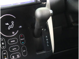 縦型シフトで操作性の良いシフトです!!
