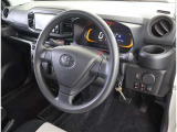 見通しのよいすっきりとした視界で、誰でも運転しやすいです。運転のしやすさは疲れにくさにも繋がりますよ♪