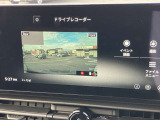 今や必需品、いざと言うときの為の純正ドライブレコーダー!映像はナビの大きな画面でも確認できますよ!