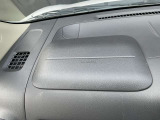 助手席にも、エアーバックあります。