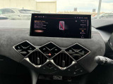 Apple CarPlay/Android Autotに対応したタッチスクリーン/Bluetooth接続によるミュージックプレイヤー接続/ハンズフリー通話