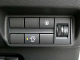 アイドリングストップ機構で低燃費を実現!特別な操作をしなくても、普段通りの運転で大丈夫です。