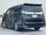 店舗にて現車の確認もいただけますので、お電話で在庫のご確認の上是非ご来店くださいませ。