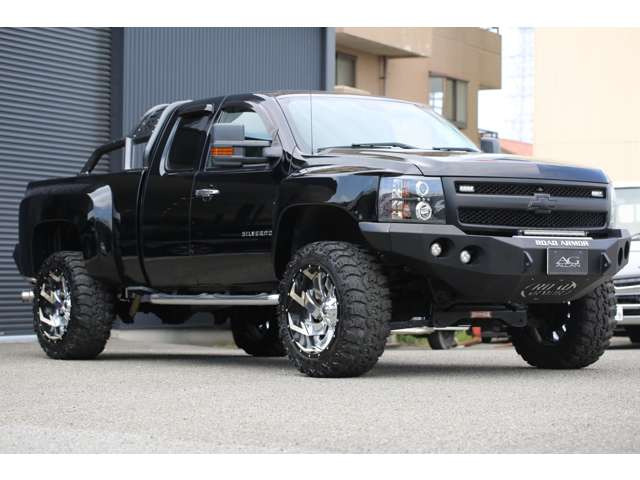 シボレー　2002年　シルバラード4×4 リフトアップブロックキット　USED シボレー シルバラード の中古車詳細 (走行距離不明, ブラック, 愛媛県