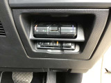ETCが装着されています。再セットアップ後高速道路の料金所をノンストップで通過できて大変便利です。