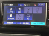 ブルートゥースに接続することにより、スマホに入ったお気に入りの音楽を車内で楽しむことができます♪あると本当に便利な機能になっています!