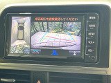 【パノラミックビューモニター】専用のカメラにより、上から見下ろしたような視点で360度クルマの周囲を確認することができます☆死角部分も確認しやすく、狭い場所での切り返しや駐車もスムーズに行えます。