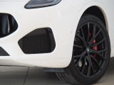 Grecale GTインテルニロッ 300馬力(カタログ値)純正OP総額:2,530,000円 スポーツプレミアムレザー・21インチクリオホイール・スポーツパッケージ・パノラマサンルーフ