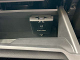 ETC2.0装備♪従来のETCの高速利用料金の収受だけではなく、渋滞回避や安全運転支援といったドライバーに有益な情報を提供してくれます♪