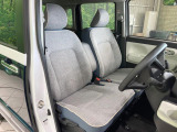 運転席シート廻りは使用感も少なく、良好な状態となっています。丁寧に使われていたことがよくわかりますね。