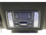 スライドドアの開閉は、ドアハンドルはもちろん運転席からのスイッチ操作でも可能です。お子様の送迎時の乗り降りも一段と楽になります。