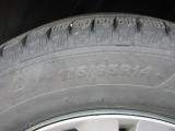 タイヤサイズは、175/65R14です。
