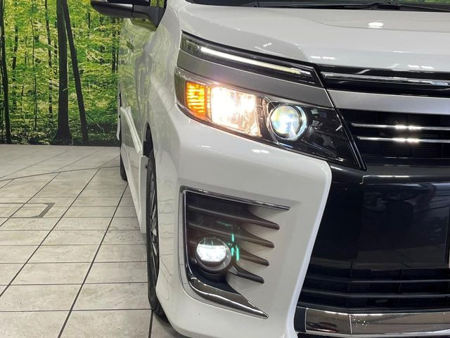 トヨタ ヴォクシー 2.0 ZS 煌II の中古車詳細 (100,590km, ホワイト