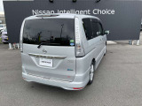 セレナ 2.0 ハイウェイスター S-HYBRID 