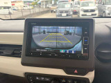 カーナビ付きです。カーナビの機能や保証につきましては、担当スタッフまでお尋ねください。