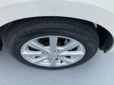 実用的な軽く腐食しにくい純正アルミホイールを装着!【155/65R14】。
