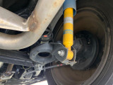 お車を安心してお乗りいただく為には、足回りの定期点検が欠かせません。サービスサポート(有償保証)では無料点検もご提供しており、安心のカーライフをお過ごしいただけるサポート体制が整っています。