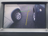 サイドブラインドモニター(カラー、赤外線LED*1、左側車幅/前端表示機能付)