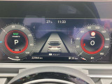 メーター中央部にアドバンスドドライブアシストディスプレイがあり、ドライバーに必要な車両情報を表示してくれます♪