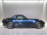 メーカーこだわりの車重990kgです♪