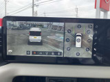 アラウンドビューモニターです☆車の前後左右にカメラがついており駐車時には上から車を見たような画面が見れますので、4方向の状況を確認することができる便利な機能です☆