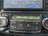 オートエアコン搭載で快適ですよ。
