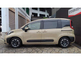 【トヨタ認定中古車】まるごとクリ-ニング(見えない所まで徹底洗浄)、車両検査証明書(車の状態を徹底検査)、ロングラン保証(買ってからも安心!)、3つの安心をセットにしたトヨタ販売店の中古車ブランドです